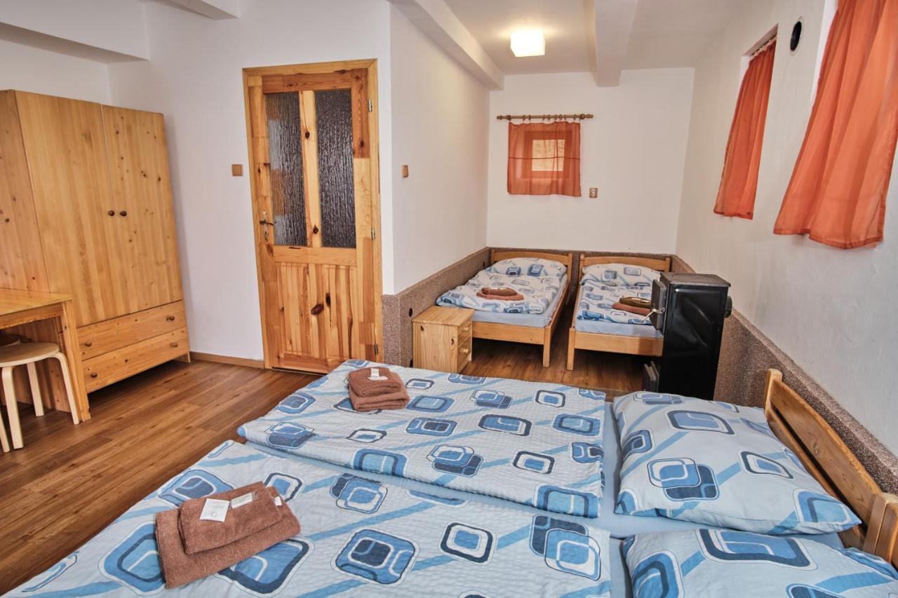 Strnadovsky Mlyn Hotell Jesenice  Eksteriør bilde